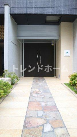 スワンズシティ堺筋本町のエントランス|選べる家電プランあり！！