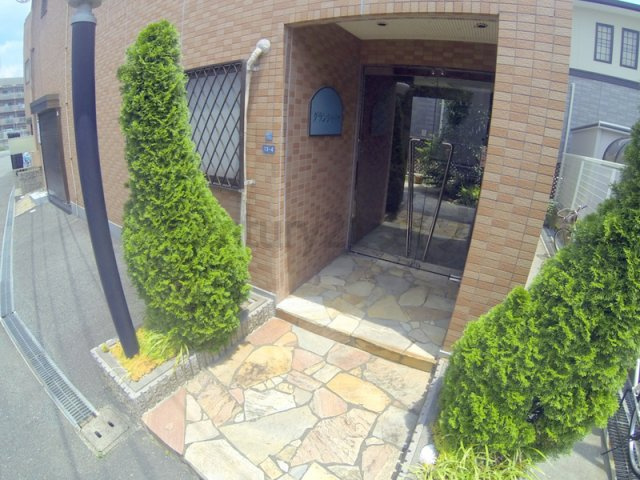 【エントランス】 | グランシャリオ