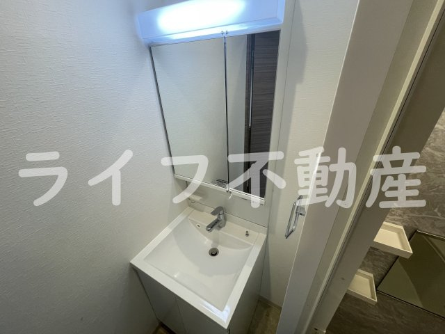 La　Douceur 荒本の独立洗面台|独立洗面化粧台付き