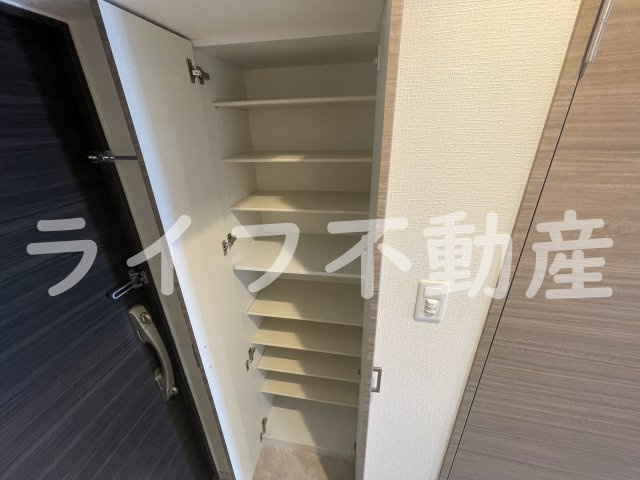 La　Douceur 荒本の収納|ちょっとした収納スペースも充実しています