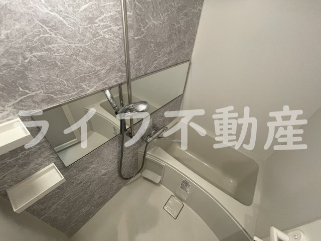 La　Douceur 荒本の浴室|落ち着いた空間のお風呂です