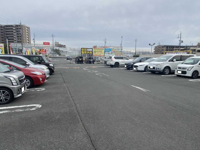 滝ノ水 貸店舗の駐車場