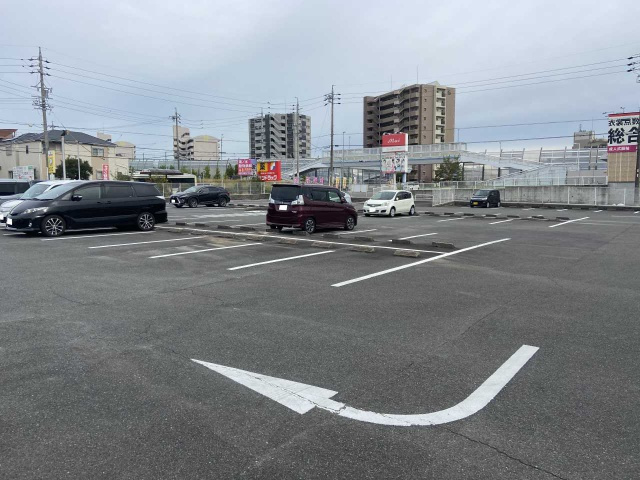 滝ノ水 貸店舗の駐車場