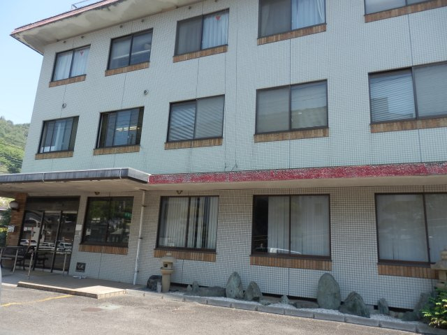 笠岡市笠岡売ビルの外観
