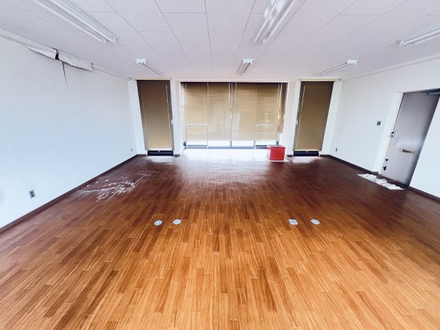 珊プラザ丸信(サンプラザ)の内装