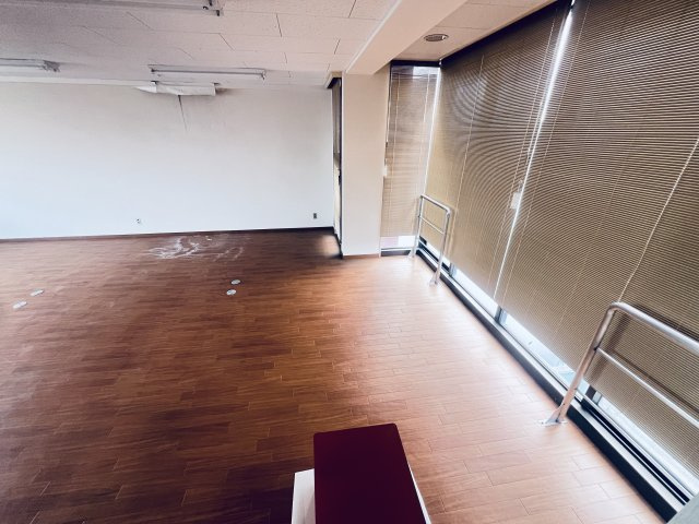 珊プラザ丸信(サンプラザ)の内装