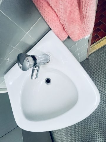 珊プラザ丸信(サンプラザ)の洗面所