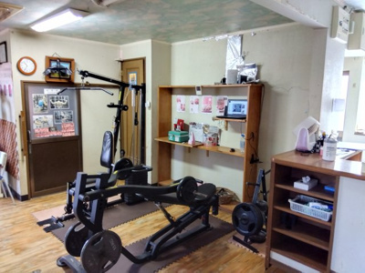 【内装】 | 売中古戸建　函南町塚本 | トレーニング器具付きでお引渡しになります。自分でパーソナルジムの開業したい方におすすめです♪