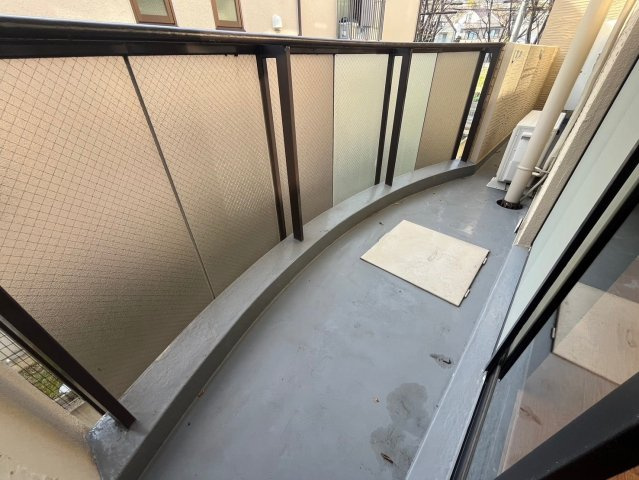 エルジャン芦屋のバルコニー