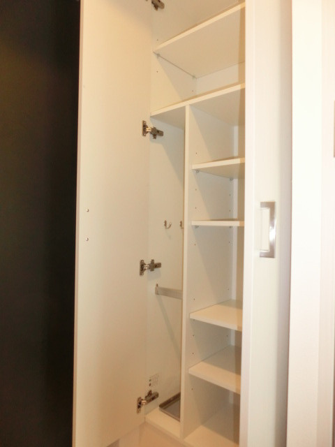 エスリード新北野グランリンクの収納