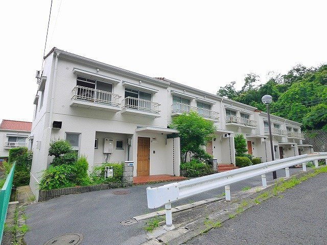 あすか野北３丁目テラスハウスの外観|おしゃれな外観です