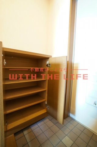 グレイスヴィラ北久保【キャッシュバック対象物件】の玄関|シンプルで使いやすい玄関です