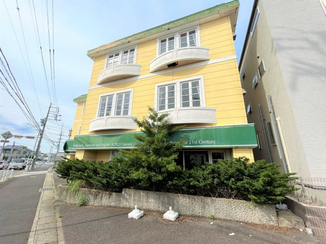 緑区篠の風3丁目貸店舗の外観