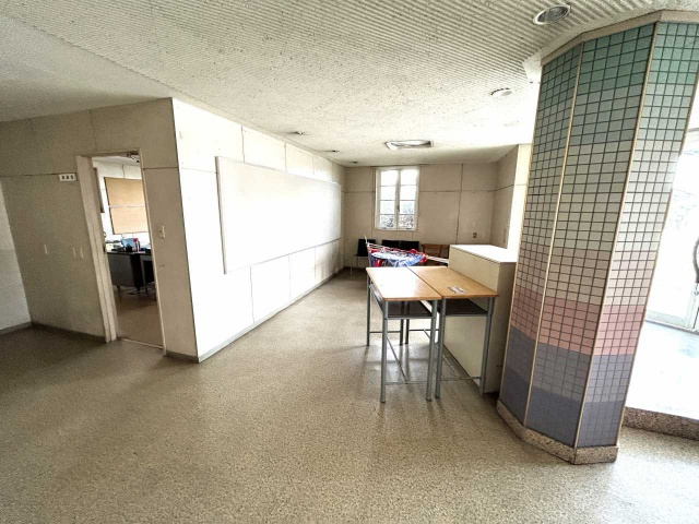 緑区篠の風3丁目貸店舗の内装