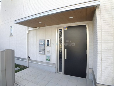 【エントランス】 | エクセレント弥富【名古屋市賃貸・宅配BOX】
