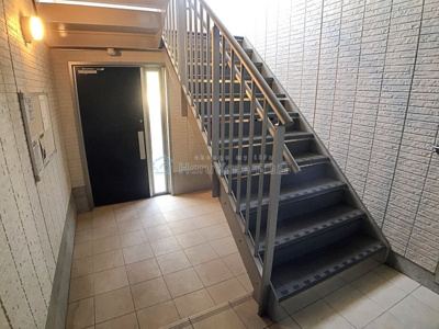 【エントランス】 | エクセレント弥富【名古屋市賃貸・宅配BOX】