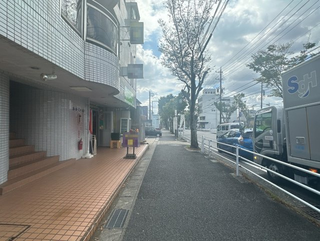 ホーメーマンションのエントランス