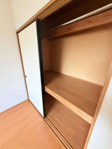 立願寺ハイツの収納