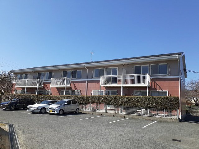 立願寺ハイツの外観
