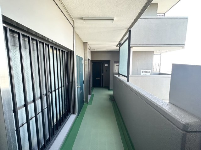 グラン・セル支倉のその他共用部分|住戸階廊下