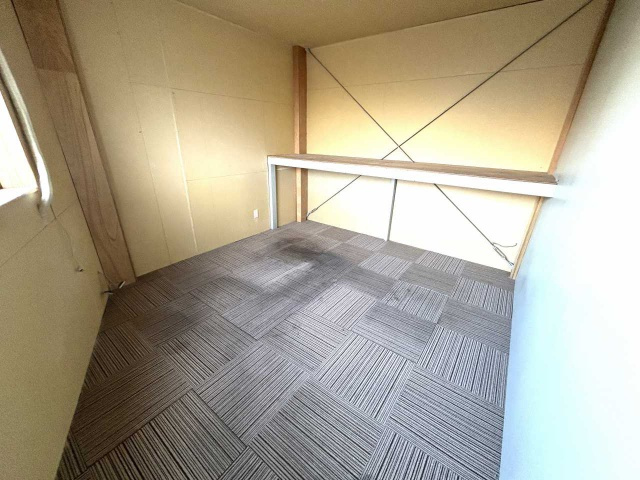 平針5丁目倉庫付事務所の内装