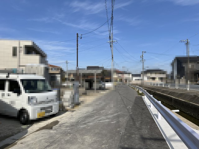 高浜市呉竹町第3新築戸建　3号棟の前面道路含む現地写真