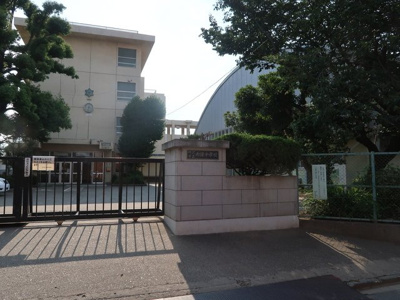 中学校