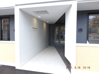 建物入口