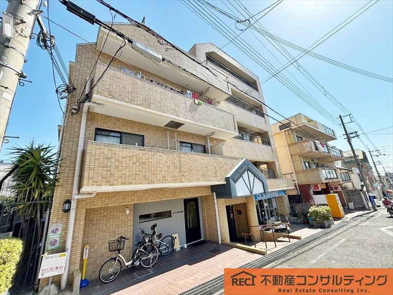 ライオンズマンション赤坂通の外観