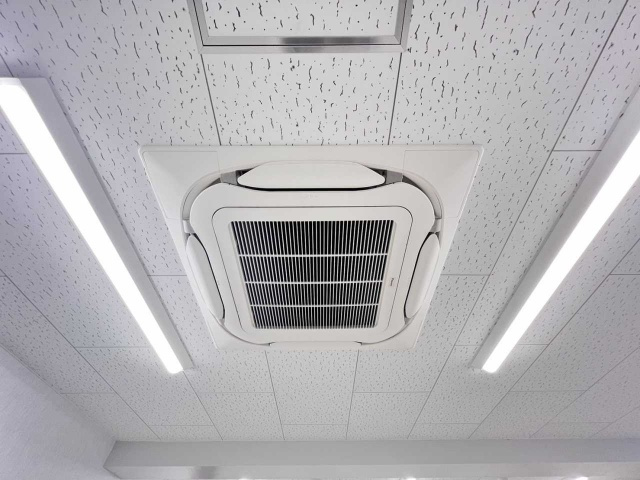 根石町 明照ビルの設備