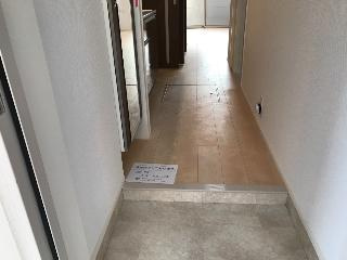 カーサ　プラーヴァの玄関|玄関（イメージ）
