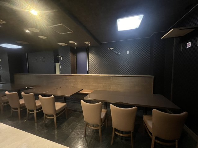 シプエビルの内装