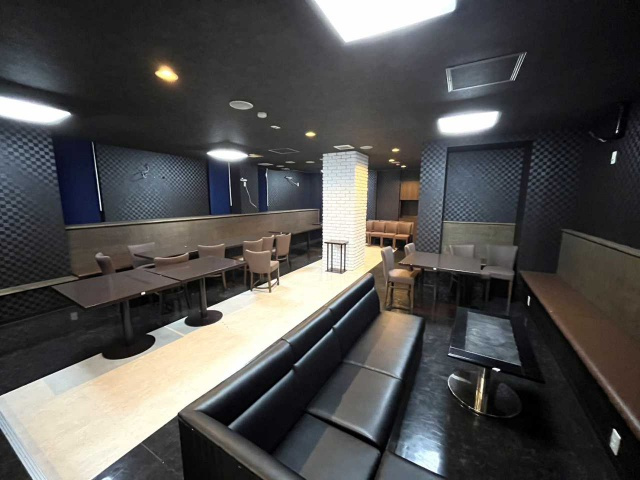 シプエビルの内装