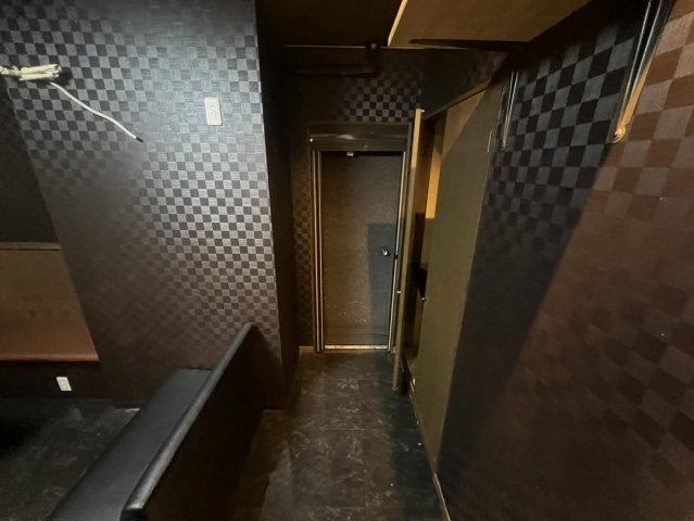 シプエビルの内装