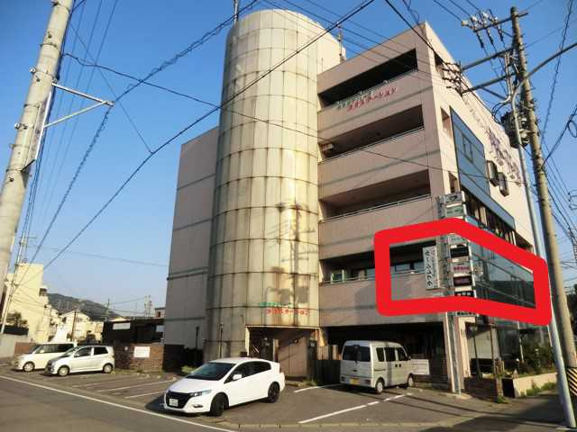 幸田町芦谷 プレステ21ビルの外観