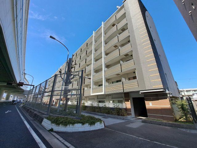 セレニテ甲子園Ⅰの外観