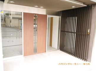 【エントランス】