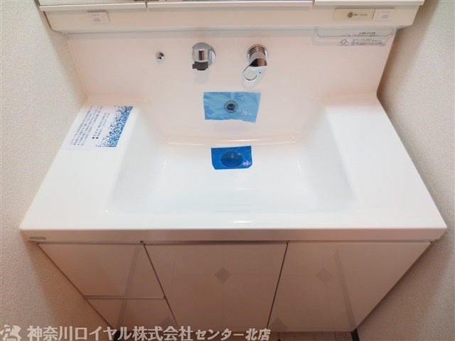 【独立洗面台】