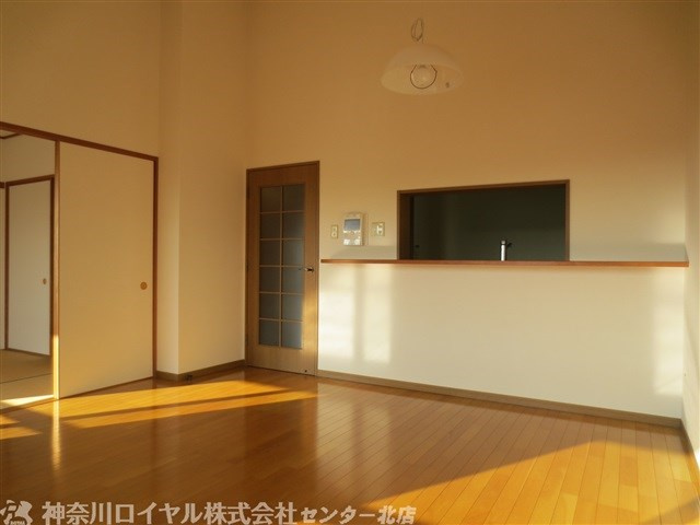 【居間・リビング】