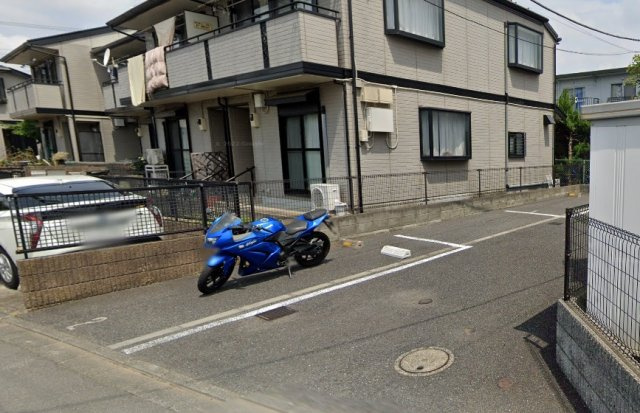 サンヴィラージュの駐車場