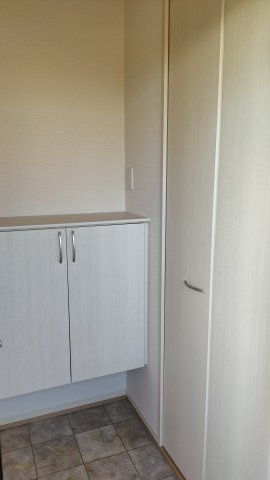 大野駅徒歩5分　ピオニーハウス(家賃半額補助対象物件）の玄関|毎日通る玄関はこちらです