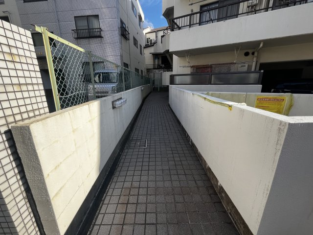 アメニティ曽根のバルコニー