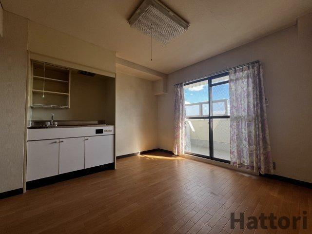 アメニティ曽根の洋室