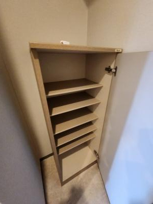 ジュネス二条の収納|下駄箱