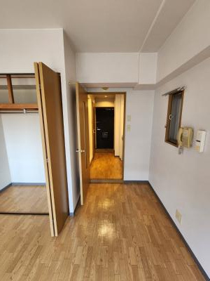 ジュネス二条の内装