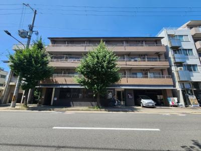 ジュネス二条の外観