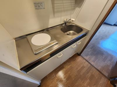 ジュネス二条のキッチン