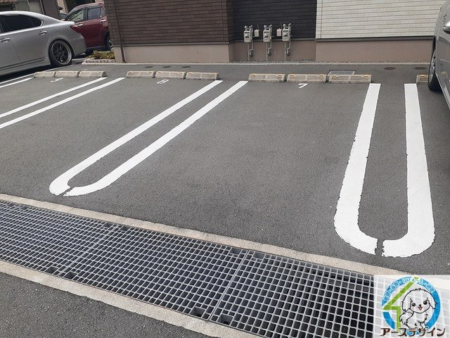 アネックスの駐車場|駐車場に車を止められます