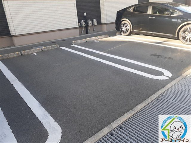 アネックスの駐車場|駐車スペースもあります