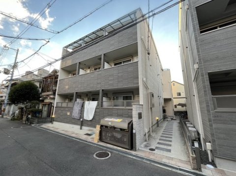 クリエオーレ長瀬町の外観